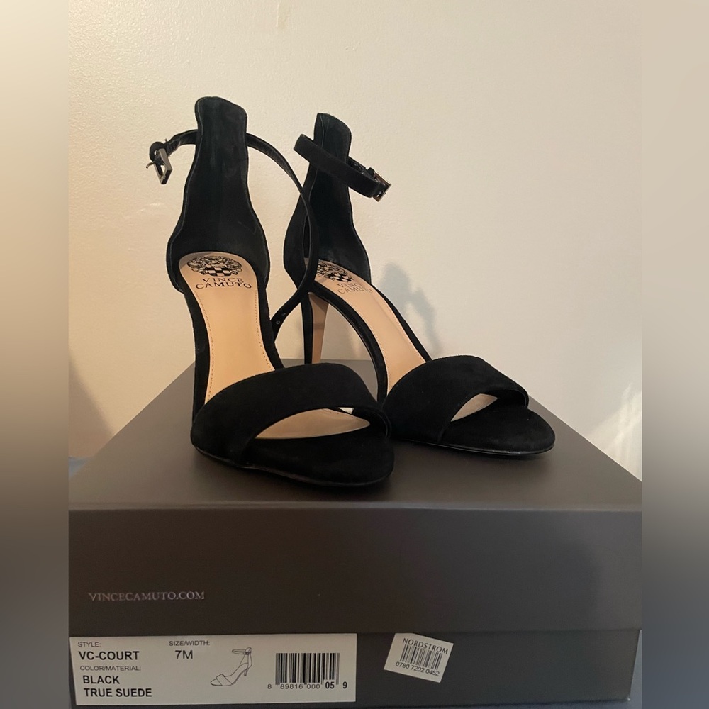 Vince Camuto Black Suede Heels Women’s size 7M